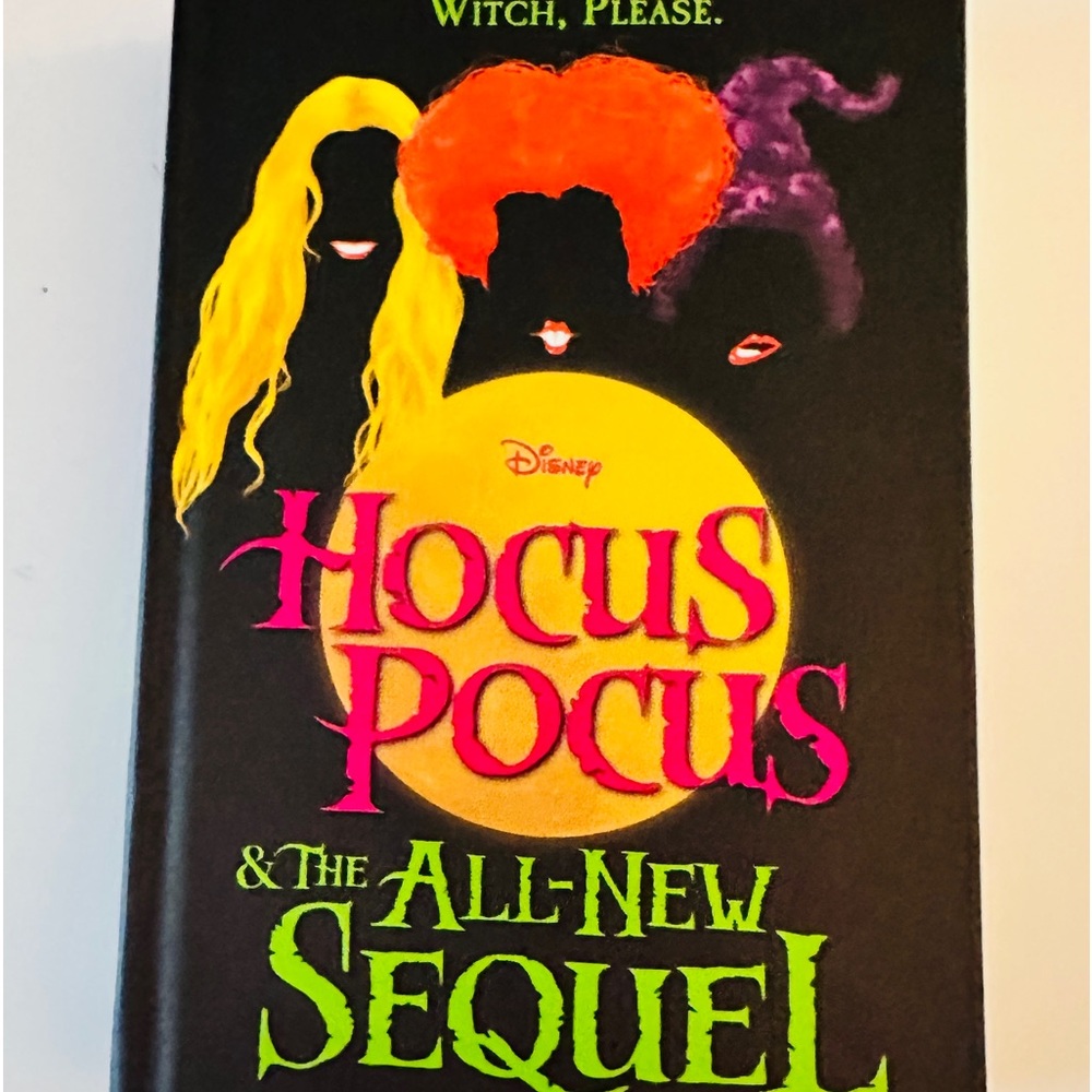 SALE $10 New Hocus Pocus Sequel Book